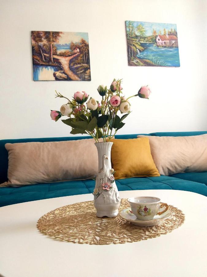 Magnolia Apartment